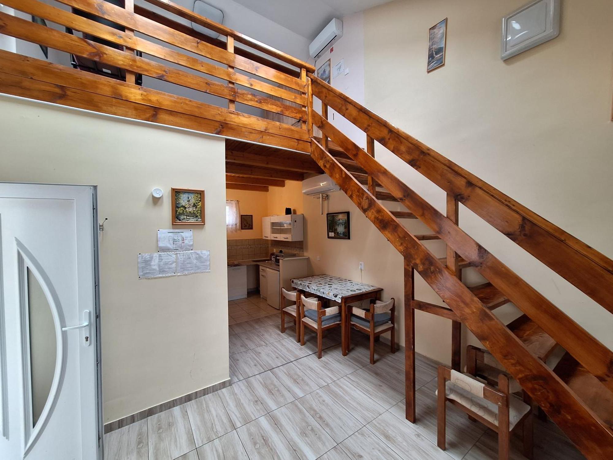 Cserke Holdfeny Apartman Cserkeszolo Ngoại thất bức ảnh